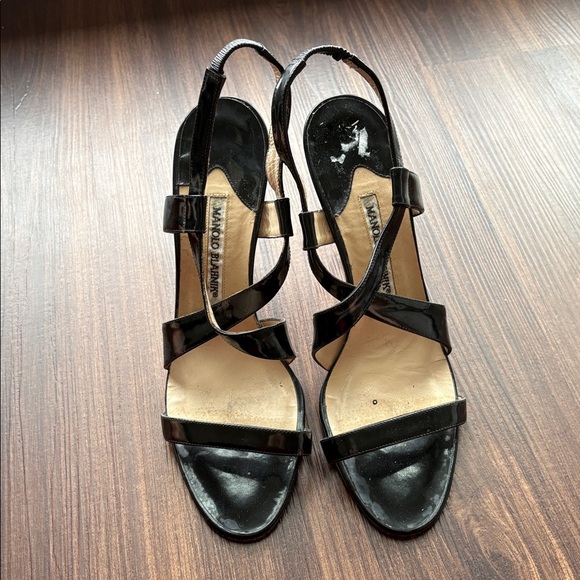 Manolo Blahnik Black Heel - Picture 3 of 5